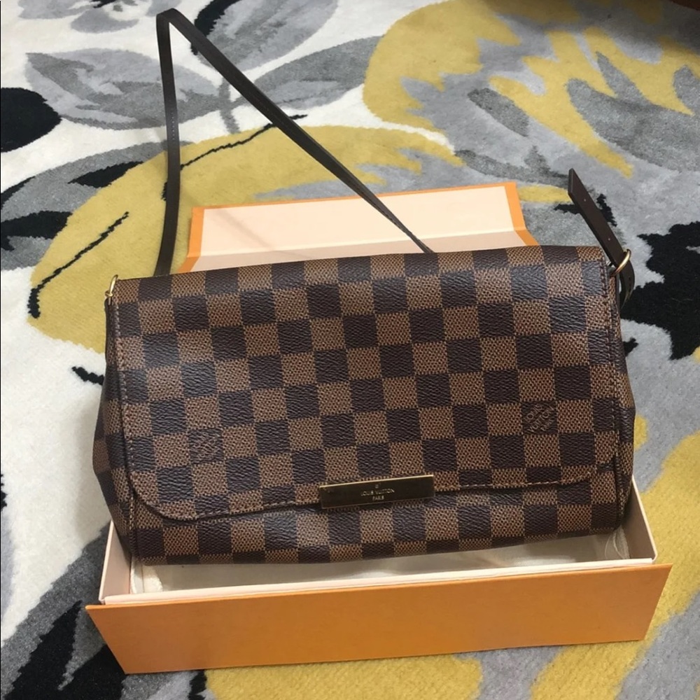 Louis Vuitton Favorite MM